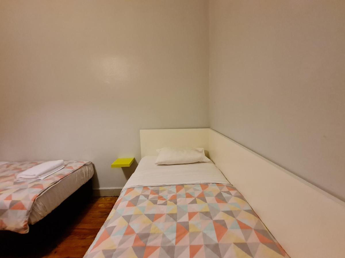 Cama de Solteiro em Dormitório Misto
