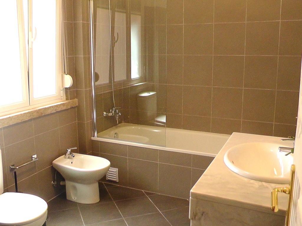Apartamento com 6 Quartos