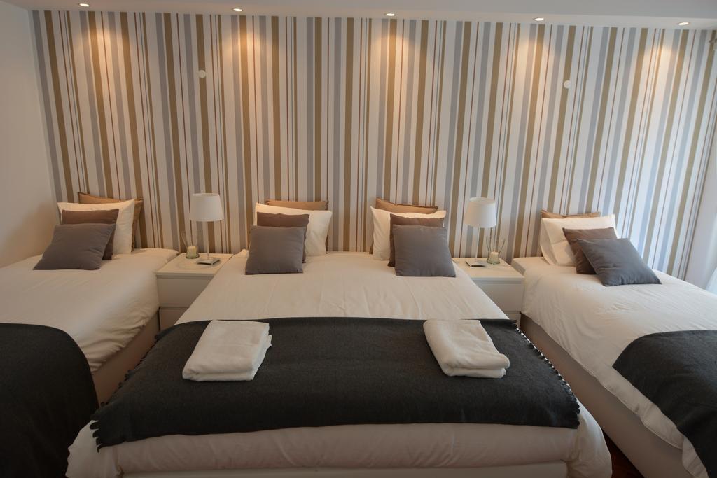 Quarto Familiar com Casa de Banho Partilhada
