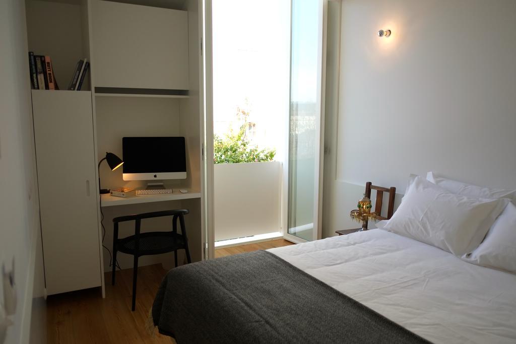 Quarto Duplo com Vista da Piscina