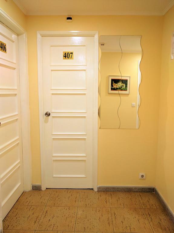 Standard Single Room,345368335:JPEG