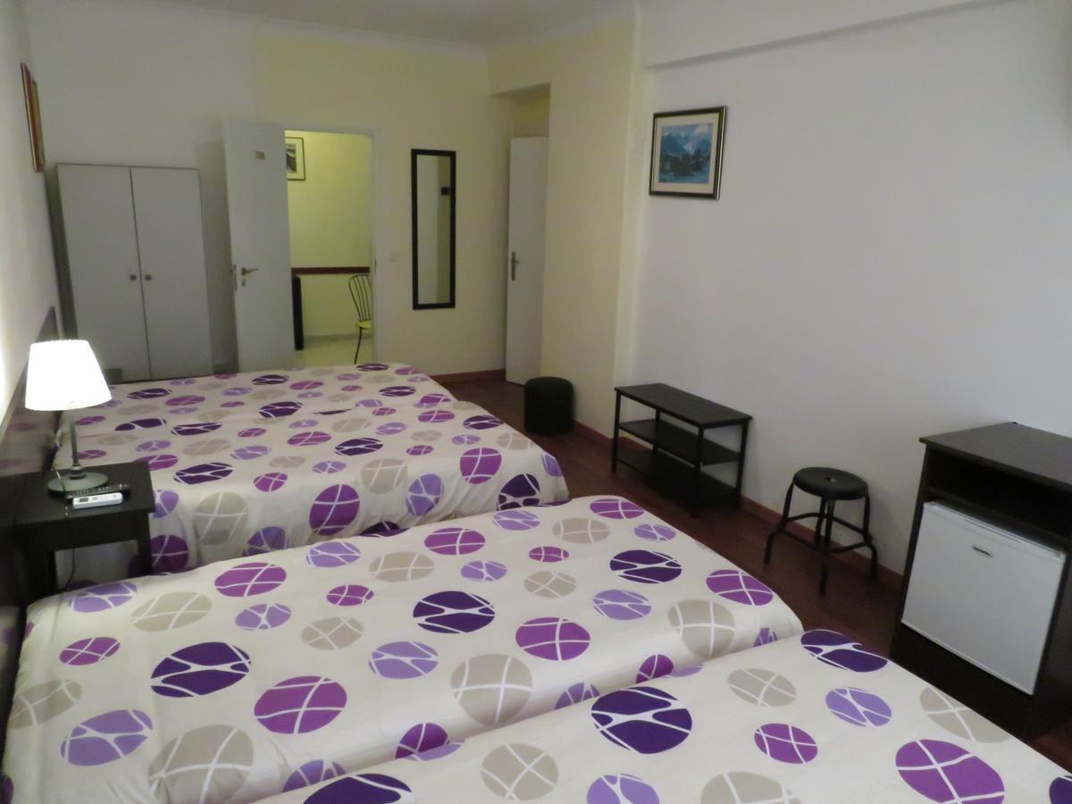 Quarto Quádruplo com Casa de Banho