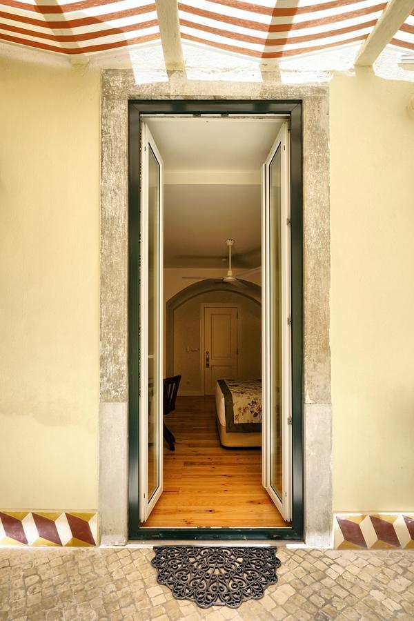 Deluxe Double or Twin Room Patio