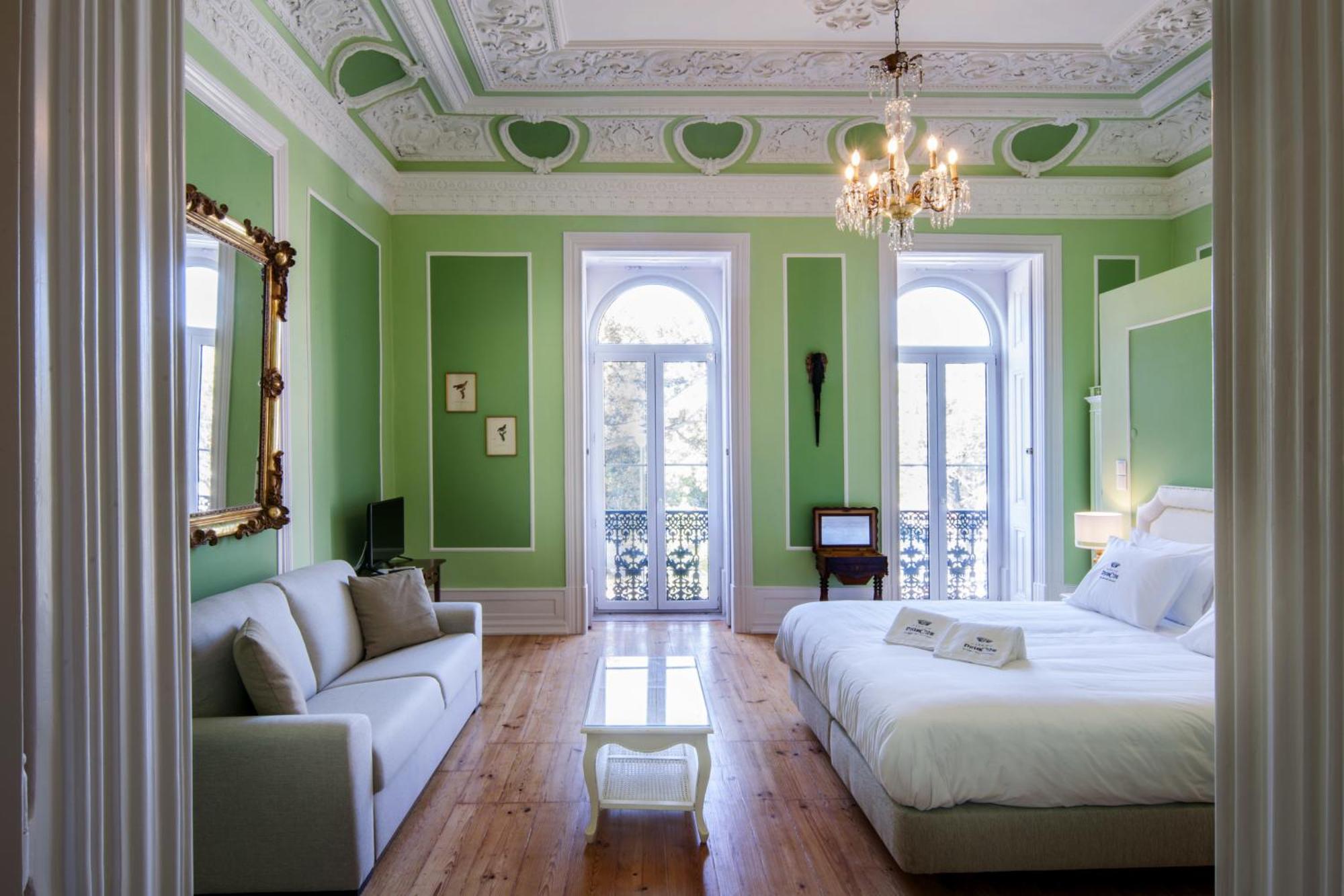 Double Room,705866332:JPEG