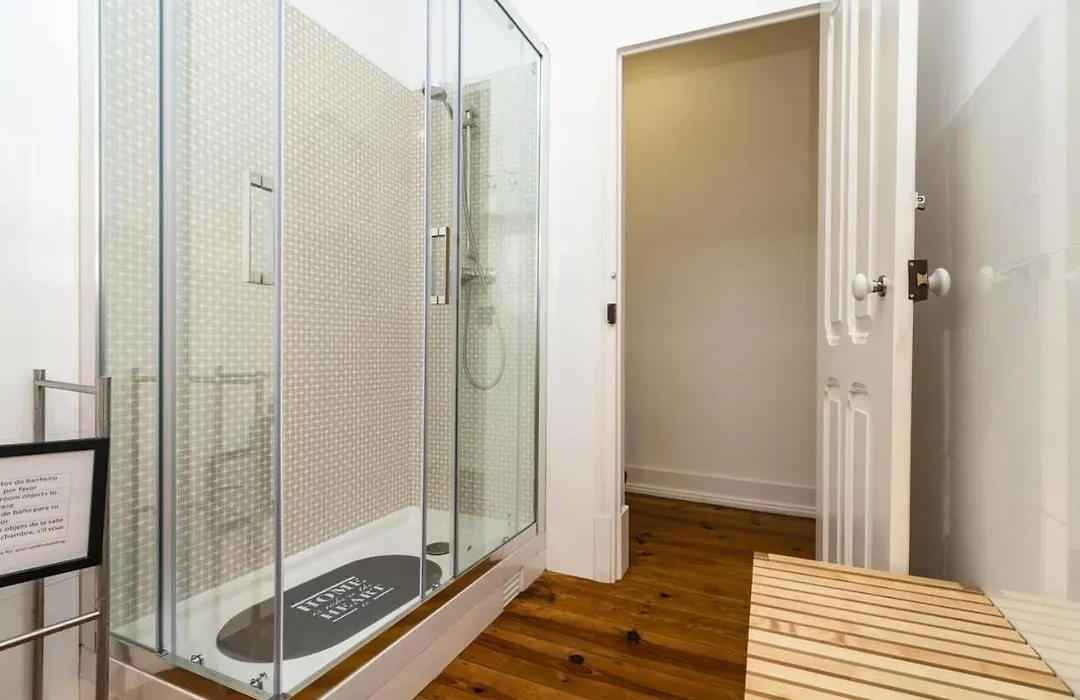 Exotic M2 R2 - Comfortable Classy Double Room With Shared Bath-1