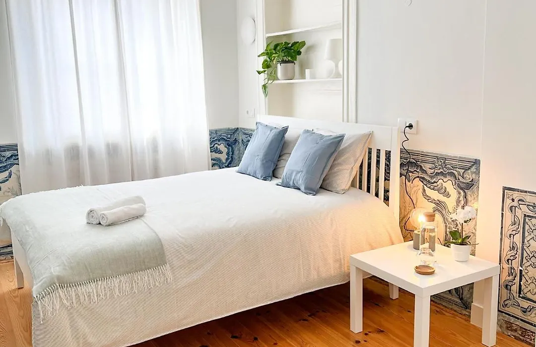 Spacious Historic Room On Rua Augusta-1