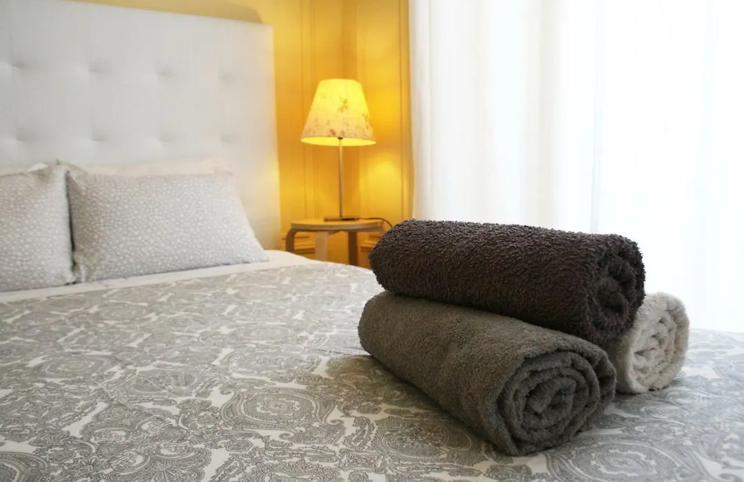 Unique Lisbon Rooms-1