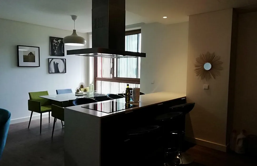 Beautiful Apartment-Campo Pequeno Home-1