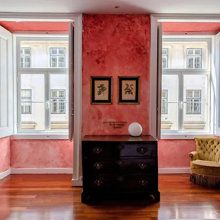 Lost Lisbon :: Cais House-3