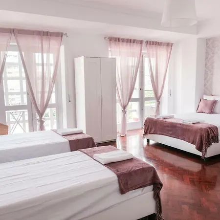 4U Lisbon Suites & Guesthouse VII Airport-2