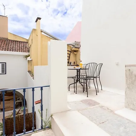 Archi-Pelago Alfama Design Suites Guesthouse-2